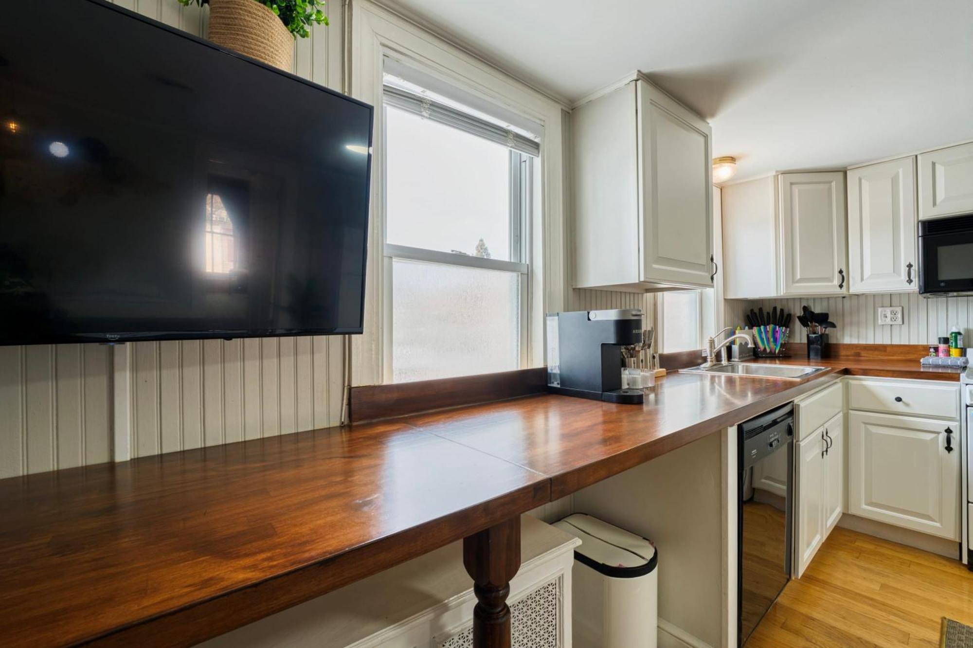 Top-Floor 1Br In Historic Capitol Hill Washington Ngoại thất bức ảnh
