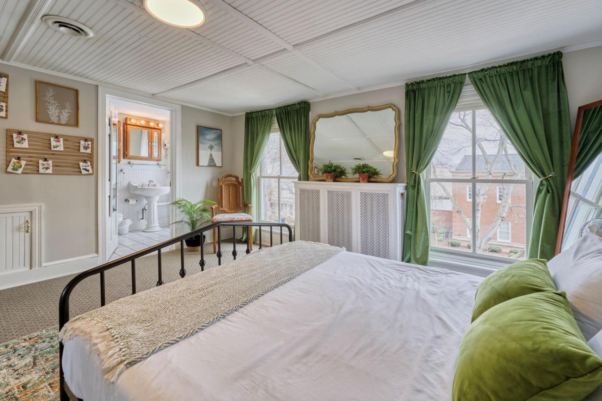 Top-Floor 1Br In Historic Capitol Hill Washington Ngoại thất bức ảnh